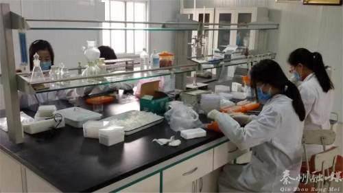秦州區科技項目通過驗收，規?；B雞場抗菌藥減量化技術成果顯著